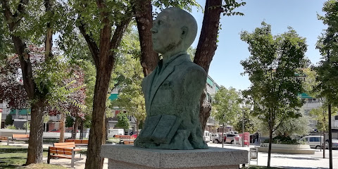Busto de Miguel Hernández