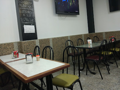 Cafetería hermanos Chacón (Arco Iris)