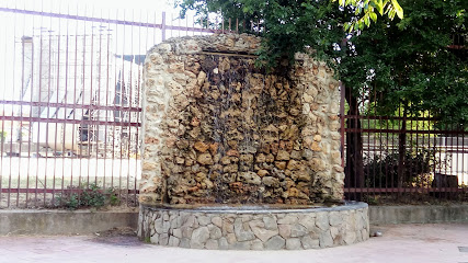 Fuente ornamental del parque San Isidro