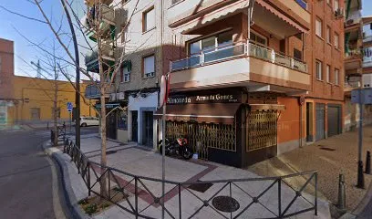 Antiquarian Vintage Almoneda