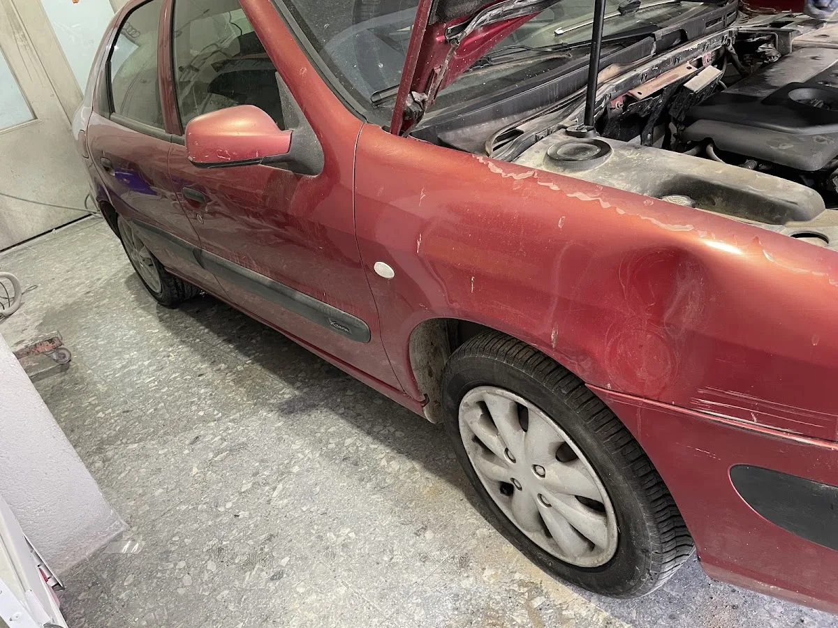 TALLERES REY - Reparación del automóvil. Chapa y Pintura.